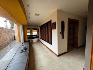 RR_1262. Casa en Venta en Villantigua con Panales Solares