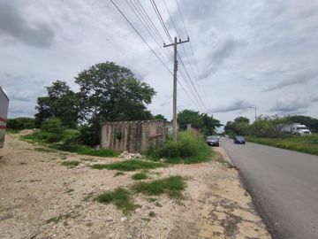 Terreno en esquina en venta en Dzununcan en Mérida Yucatán sobre periférico sur