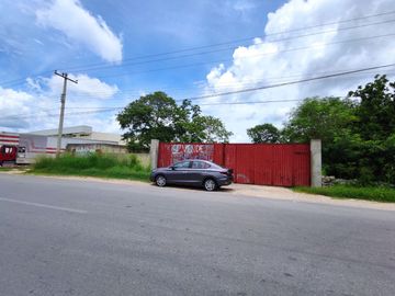 Terreno en esquina en venta en Dzununcan en Mérida Yucatán sobre periférico sur