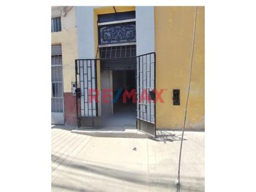 Se Vende Casa Como Local Y/O Almacén En Jr. Ancash - Centro De Lima