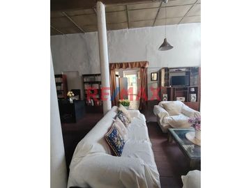 Se Vende Casa Como Local Y/O Almacén En Jr. Ancash - Centro De Lima