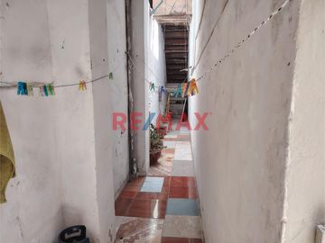 Se Vende Casa Como Local Y/O Almacén En Jr. Ancash - Centro De Lima