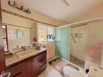 Casa en Venta en Cuernavaca Morelos, Col. del Bosque Subida Chalma