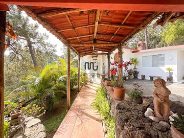 Casa en Venta en Cuernavaca Morelos, Col. del Bosque Subida Chalma