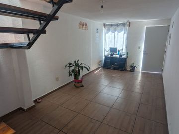 Casa Cedros i y II ampliada, 3 recámaras por Plaza Coacalco