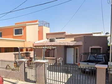VENTA DE CASA Lago Peipus , Jardines del Lago, 21330 Mexicali, B.C.