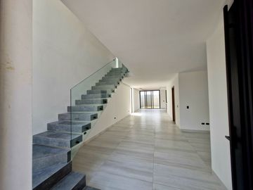 CASA EN VENTA, ISLA CELESTE, ETAPA BABOR