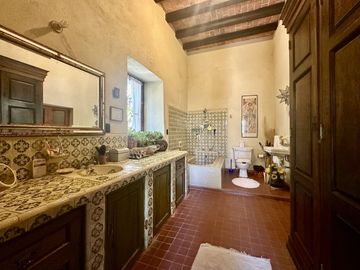 CASA COLONIAL EN EL CENTRO DE PUEBLO MAGICO HUICHAPAN