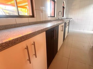 VENTA CASA 5 DORMITORIOS 2 BAÑOS VILLA SAINT MORITZ PEÑUELAS CQBO
