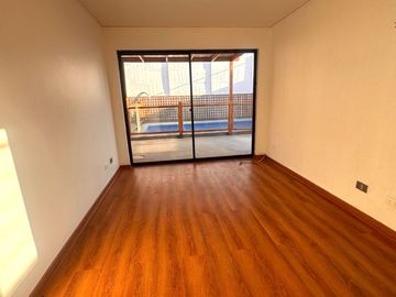 VENTA CASA 5 DORMITORIOS 2 BAÑOS VILLA SAINT MORITZ PEÑUELAS CQBO