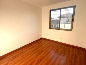 VENTA CASA 5 DORMITORIOS 2 BAÑOS VILLA SAINT MORITZ PEÑUELAS CQBO