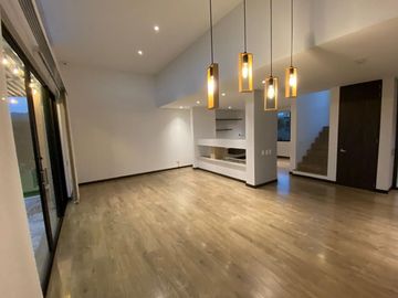 EXCLUSIVA CASA EN RENTA - COTA CUNDINAMARCA