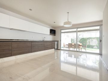 CASA EN PUERTA PARAISO