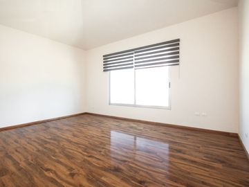 CASA EN PUERTA PARAISO