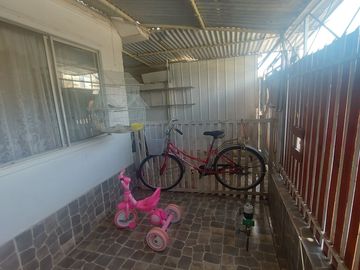 SE VENDE CASA EN VILLA ALEMANA