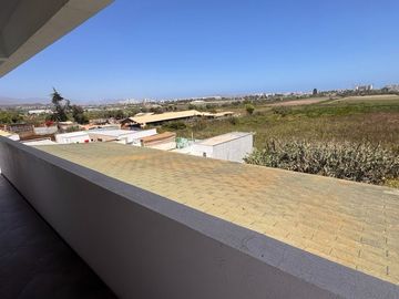 SE VENDE casa con exclusivo diseño en hormigon y fierro Avda El santo 3417 La serena