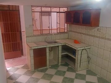 Oportunidad Se Vende Casa De 2 Pisos Urb San Diego Smp