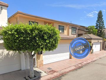 Casa en Hacienda Agua Caliente Tijuana Baja California. Remates Exclusivos, Tu nuevo hogar te espera.
