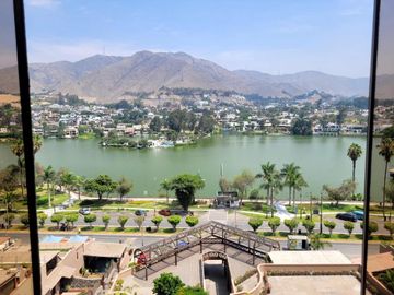 Venta de hermoso departamento en Las Lagunas