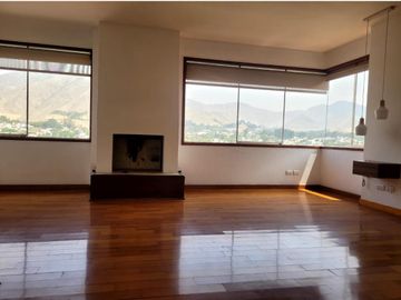 Venta de hermoso departamento en Las Lagunas