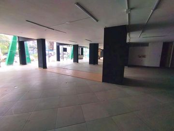 LOCAL COMECIAL EN VENTA SECTOR PORTOBELLO IBAGUE TOLIMA