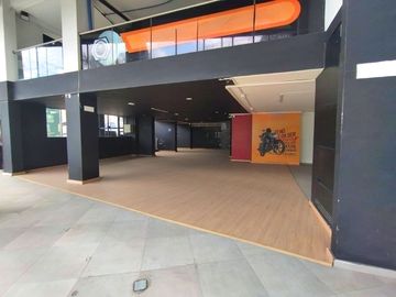 LOCAL COMECIAL EN VENTA SECTOR PORTOBELLO IBAGUE TOLIMA