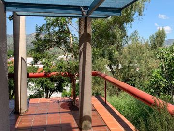 CASA EN VENTA EN LAS CAÑADAS