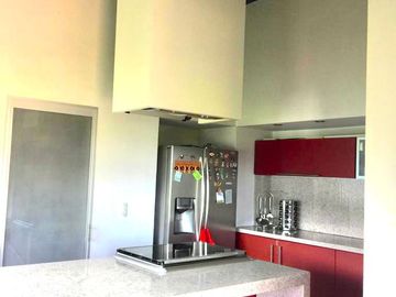 CASA EN VENTA EN LAS CAÑADAS