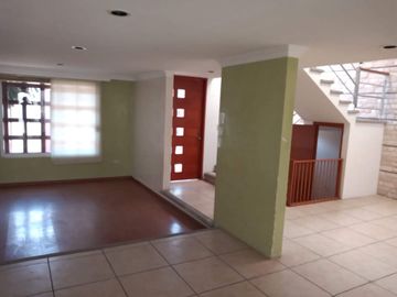 CASA EN VENTA EN EL CERRITO (EXCELENTE OPORTUNIDAD DE INVERSIÓN)