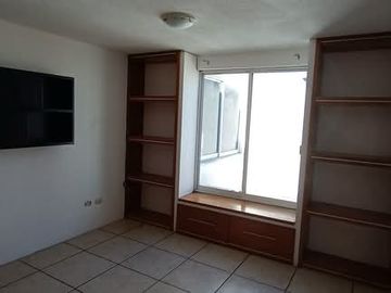 CASA EN VENTA EN EL CERRITO (EXCELENTE OPORTUNIDAD DE INVERSIÓN)