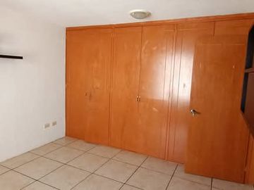 CASA EN VENTA EN EL CERRITO (EXCELENTE OPORTUNIDAD DE INVERSIÓN)