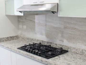 SE VENDE DEPARTAMENTOS DE ESTRENO EN ATE LIMITE CON LA MOLINA , URBANIZACIÓN CON SEGURIDAD.