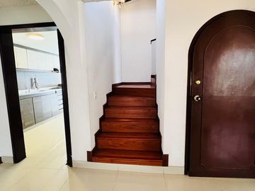 APARTAMENTO EN VENTA ESQUINERO  BARRIO EL BATAN