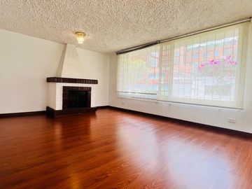 APARTAMENTO EN VENTA ESQUINERO  BARRIO EL BATAN