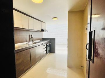 APARTAMENTO EN VENTA ESQUINERO  BARRIO EL BATAN