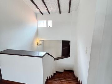 APARTAMENTO EN VENTA ESQUINERO  BARRIO EL BATAN