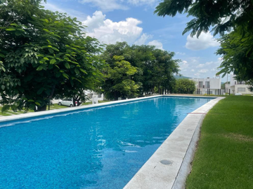 REMATO CASA EN CONDOMINIO SOLARES, XOCHITEPEC MORELOS