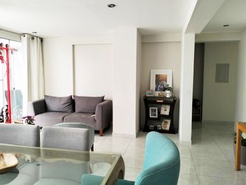 VENTA DE HERMOSO DEPARTAMENTO DUPLEX EN SURCO CERCA AL OVALO HIGUERETA