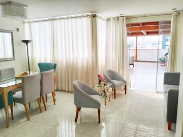 VENTA DE HERMOSO DEPARTAMENTO DUPLEX EN SURCO CERCA AL OVALO HIGUERETA