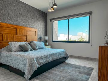 HERMOSA CASA EN VENTA CON EXCELENTE UBICACIÓN LISTA PARA ESTRENAR