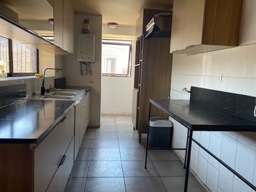 SE VENDE DEPTO EN EDIFICIO RESIDENTES.