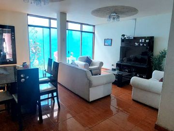 VENTA DE CASA  LOS ROBLES DE CONDEVILLA CARABAYLLO