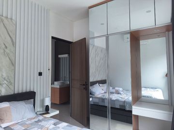 Rumah Baru Murah Di Dago Kota Bandung Dekat Kampus ITB Lantai Asri Nego