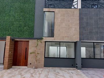 Venta de casa nueva a menos de 3 km de Explanada