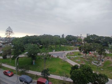 🚨 VENTA DE CASA FRENTE PARQUE CERCADO LIMA