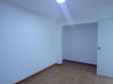 🚨 VENTA DE CASA FRENTE PARQUE CERCADO LIMA