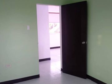 HOUSE AND LOT FOR SALE OR FOR RENT ID 14963