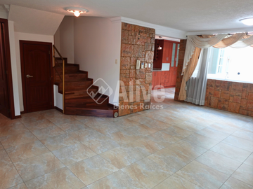 Casa de venta en Santa Lucía