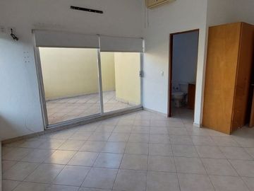 VENTA DE CASA EN CONDOMINIO CON ESTUDIO O RECÁMARA EN PLANTA BAJA, EN BURGOS BUGAMBILIAS