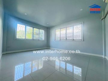 2-storey detached house, 133.5 sq m., detached house near Robinson Srisaman, Si Mum Muang Market, Rangsit University, Songprapa Road, Don Mueang Distr